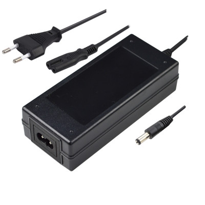 Adapter Switched-mode VP-0905000, 9VDC/5A, 45W